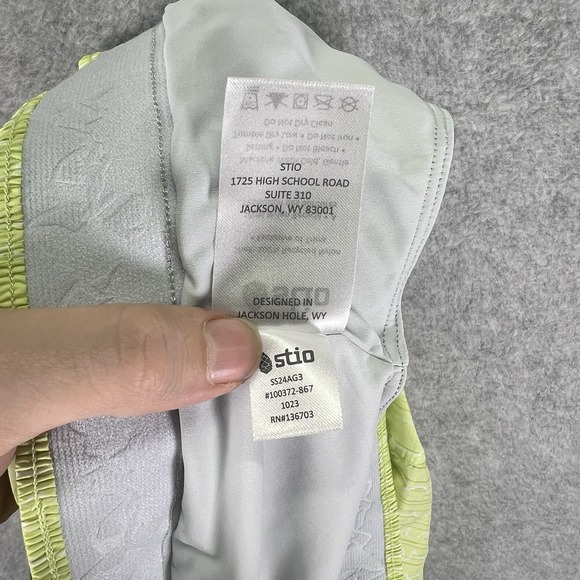 Stio Second Light Shorts Womens Medium 4" Green Tea Bark Stretch Hiking Running - Picture 11 of 11